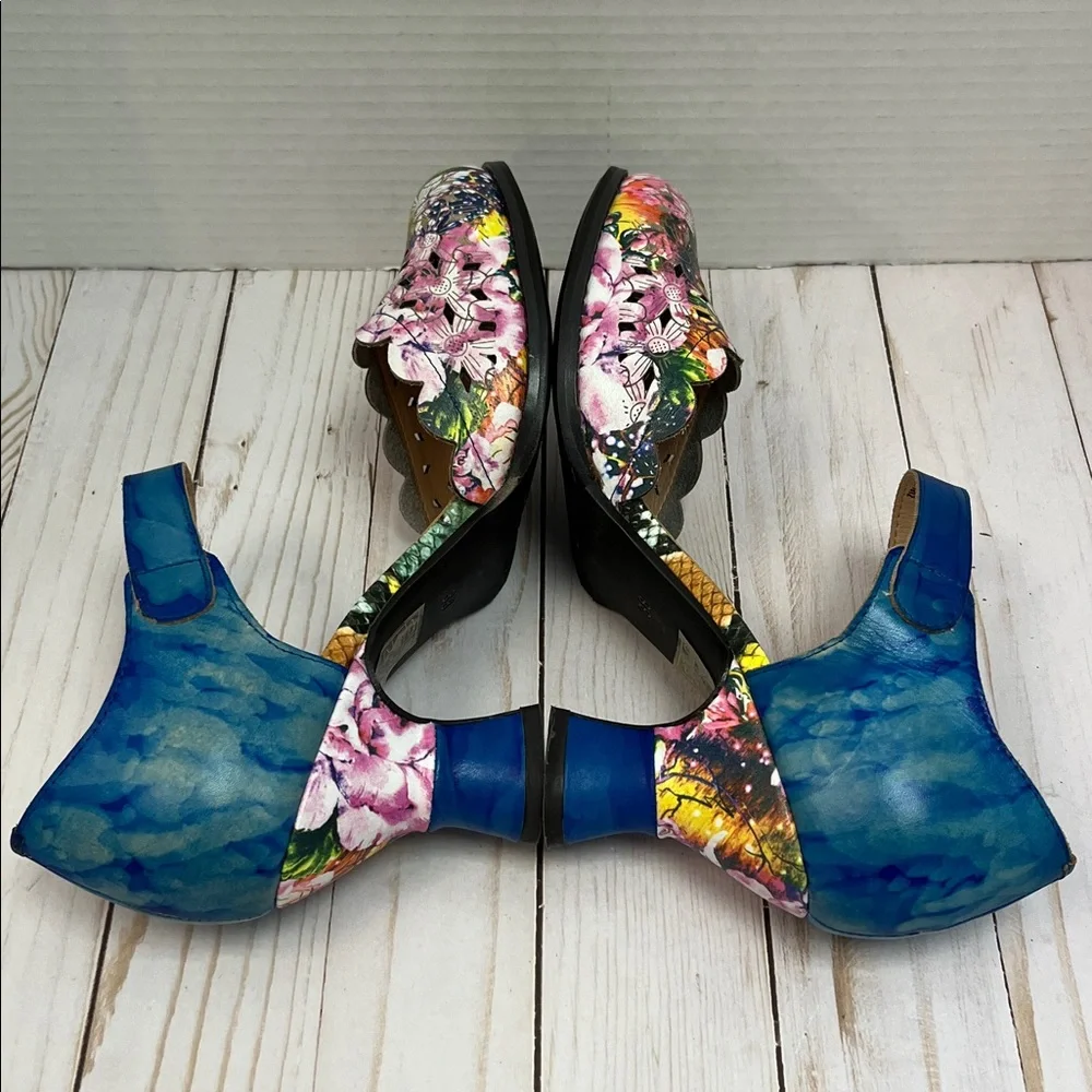 L’ARTISTE heels.Watercolor floral. 2.5” heel. Adjustable strap.Like new. Size 38 - Picture 4 of 12